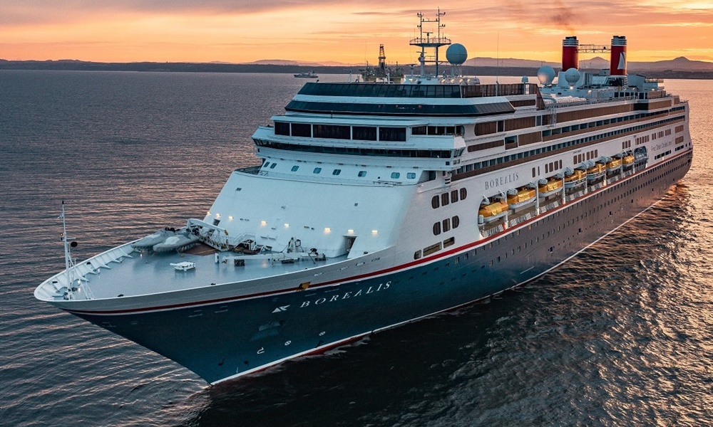 717-large-788d986905533aba051261497ecffcbb Fred. Olsen cruise ship at sunset in port