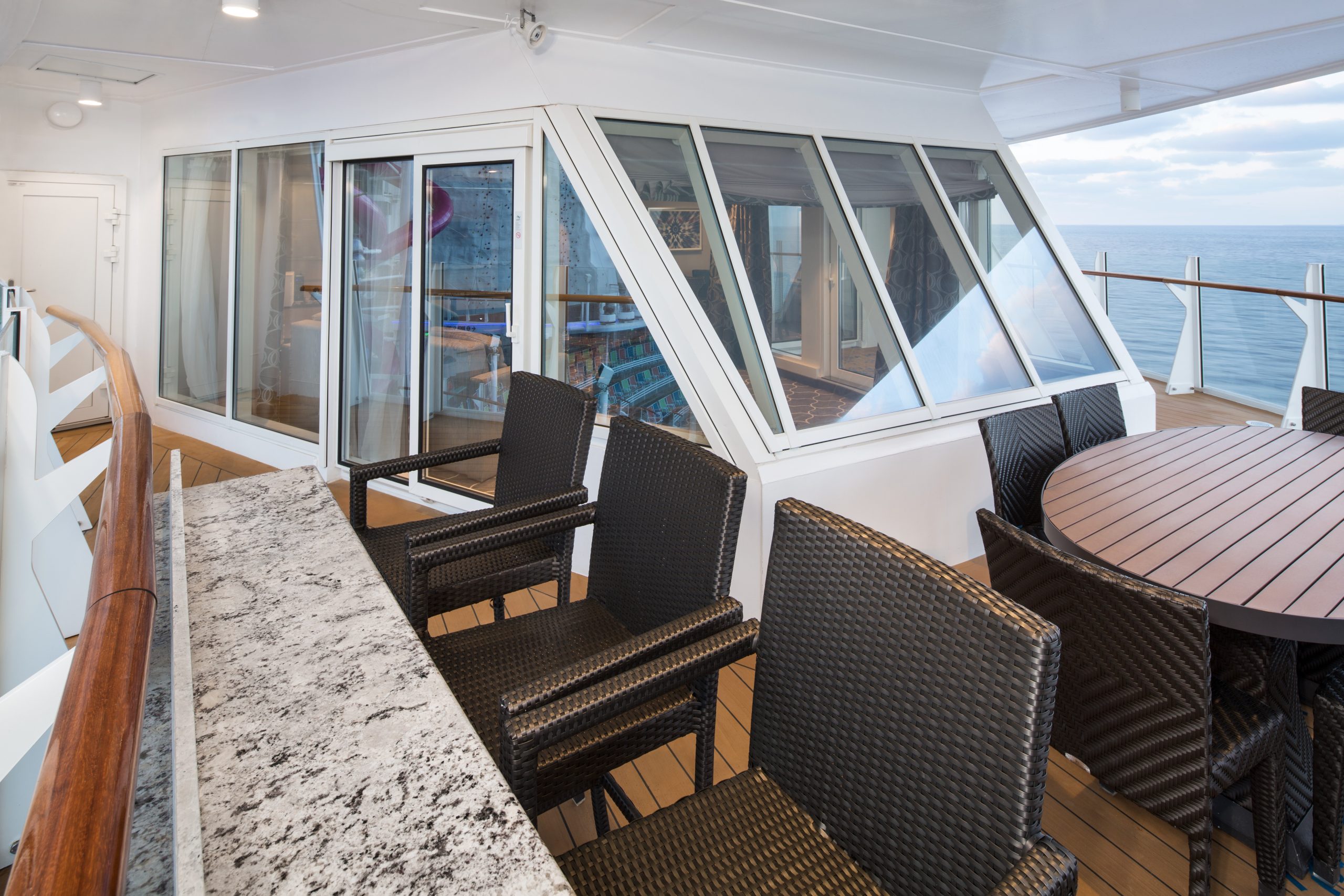 Spacious Aquatheater Suite, Wonder of the Seas, Star Class, Royal Caribbean