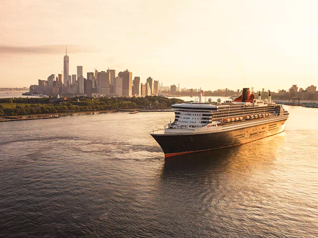 Queen Anne cruise ship at sea
